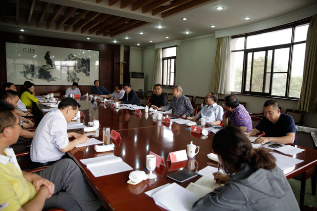 6月10日下午，甘肃省法学会第七届理事会学术委员会第二次会议在兰州召开